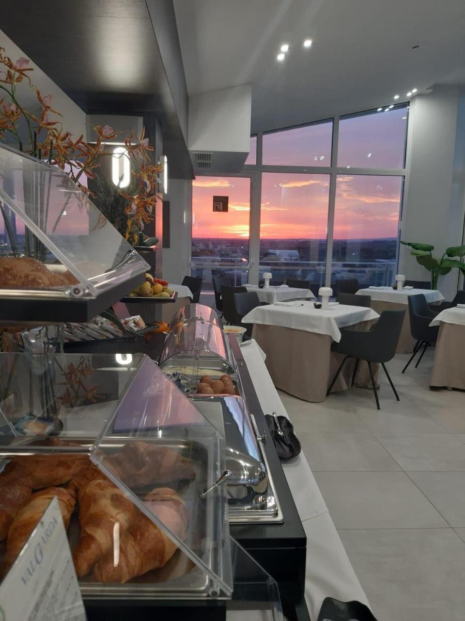 Grieco Business & Spa Hotel Cerignola Kültér fotó